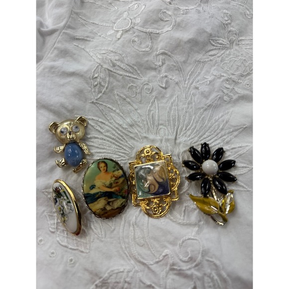 Jewelry - Lot of 5 Vintage‎ Enamel Brooches Teddy Bear Floral Lady Flower Ladybug